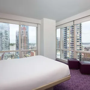 Yotel Times Square 4* ניו יורק