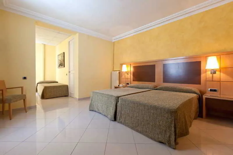 Hotel Nouvel Barcelona 3*,  Španělsko