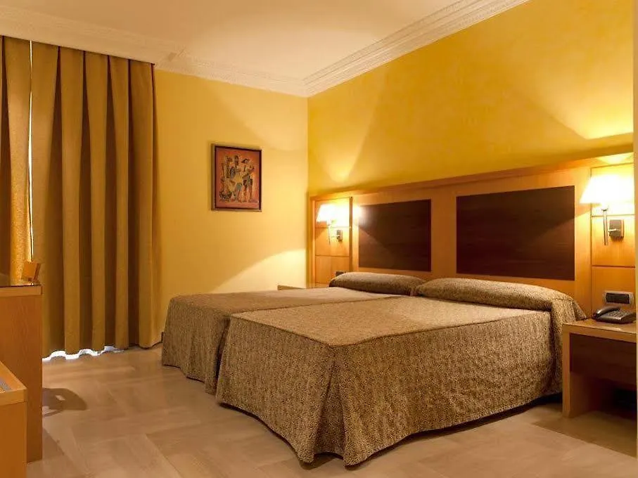 ***  Hotel Nouvel Barcelona Hiszpania